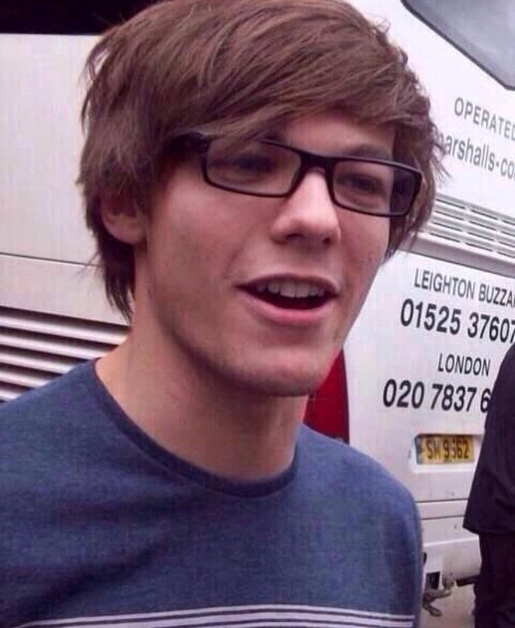 MorganLaShay12's tweet photo. Happy Birthday to one of the most inspiring and kind hearted people on this planet. love you @Louis_Tomlinson #HappyBirthdayLouisTomlinson https://t.co/BYBTAw8r0h