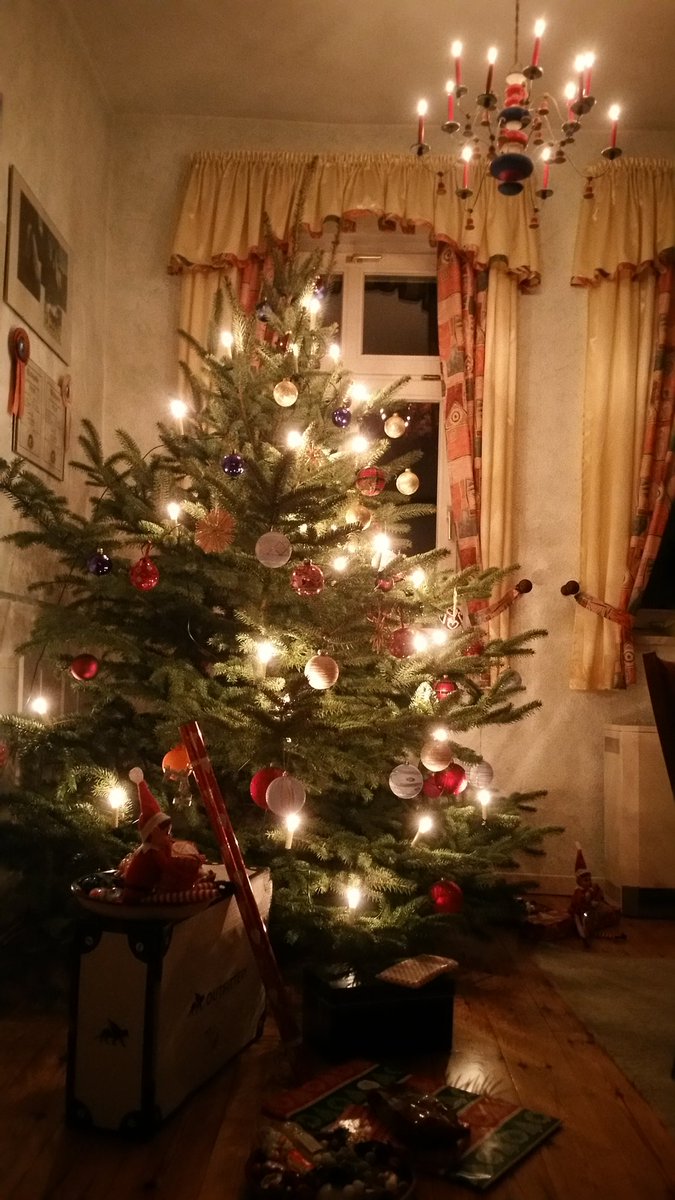 Lutz_Franke's tweet image. Euch allen eine frohe Weihnacht. #Weihnachten