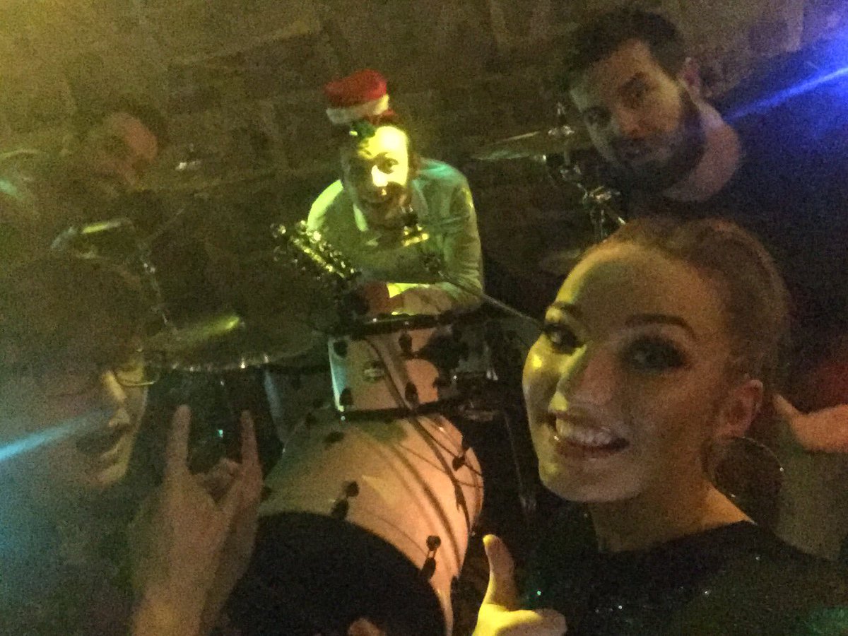 IlluminatesBand's tweet photo. Merry Christmas!!!! 🎄🎄🎄 #Christmas #Xmas #liveband #livemusic #singer #drummer #guitarist #pianist #bassist #jinglebells https://t.co/UUtKewm9Yh