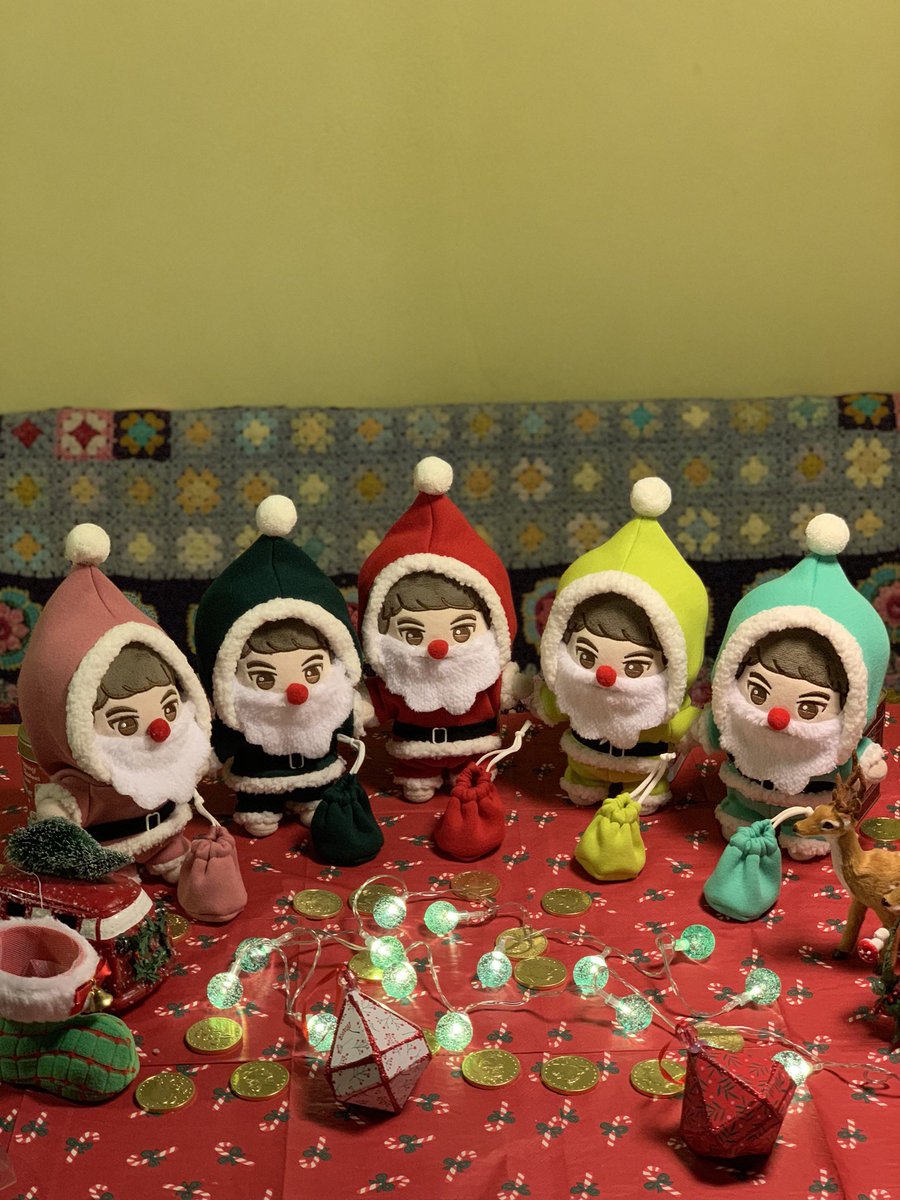 gratitudefor_'s tweet photo. Merry Christmas! 모두 행복한 크리스마스 되세요! 웁니는 특히 더더! ☺️🎁 그리고 장꾸는 산타가 되었습니다ㅋ #김우빈 #キムウビン #박장꾸 https://t.co/5zRbSRYnvI