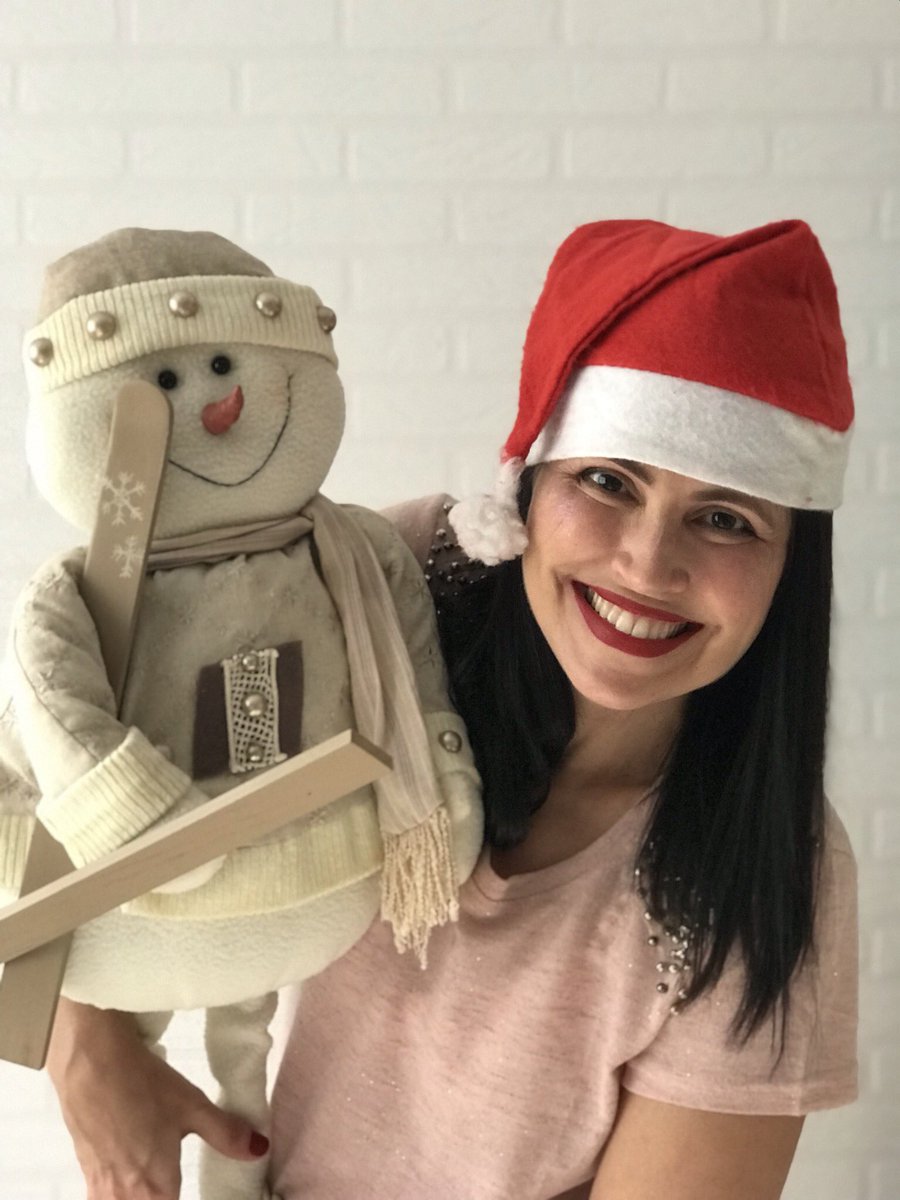 FMLPepper's tweet photo. Melhor do que dar presente é ser presente. Obrigada, amigos, por serem o meu presente! Feliz Natal!
#fmlpepper #feliznatal #amizade #gratidao https://t.co/JlvcCIDY7N