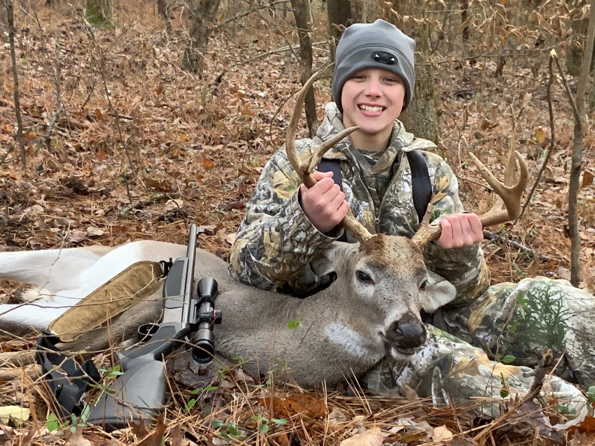 johnatignite's tweet photo. The boy may have officially passed me up! My 12yro son shot his biggest buck this morning! Awesome hunt! He barely gave me time to get to my own stand! 8ptr with a drop tine. 2ndary rut in full swing in NGA. #proddad @DanSchmidtDeer @HuntersHunting @SummitTreestand @BoogerBottom https://t.co/de5EE3JhhD