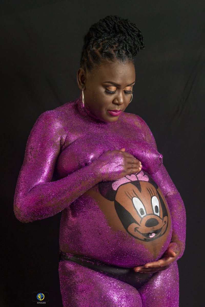 EmpressAlli's tweet photo. The baby was moving while I was painting her mommyโs stomach ๐ค๐ค๐ค
#MakeUpWithAlli ๐๐จ๐ถ๐ฝ๐ https://t.co/G7HLVxWovq