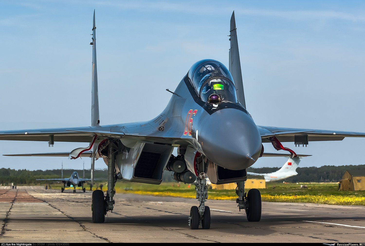 DvNITKRWoAAKhrP.jpg:large