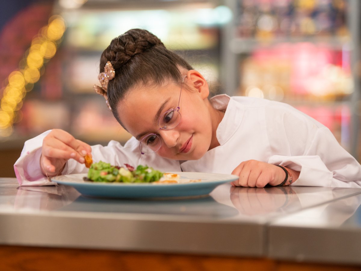 mcjuniorgr's tweet photo. Τα ορεκτικά είναι έτοιμα! #MasterChefJuniorGR @StarChannelGr #StarChannelTv https://t.co/n08JgaDo4b