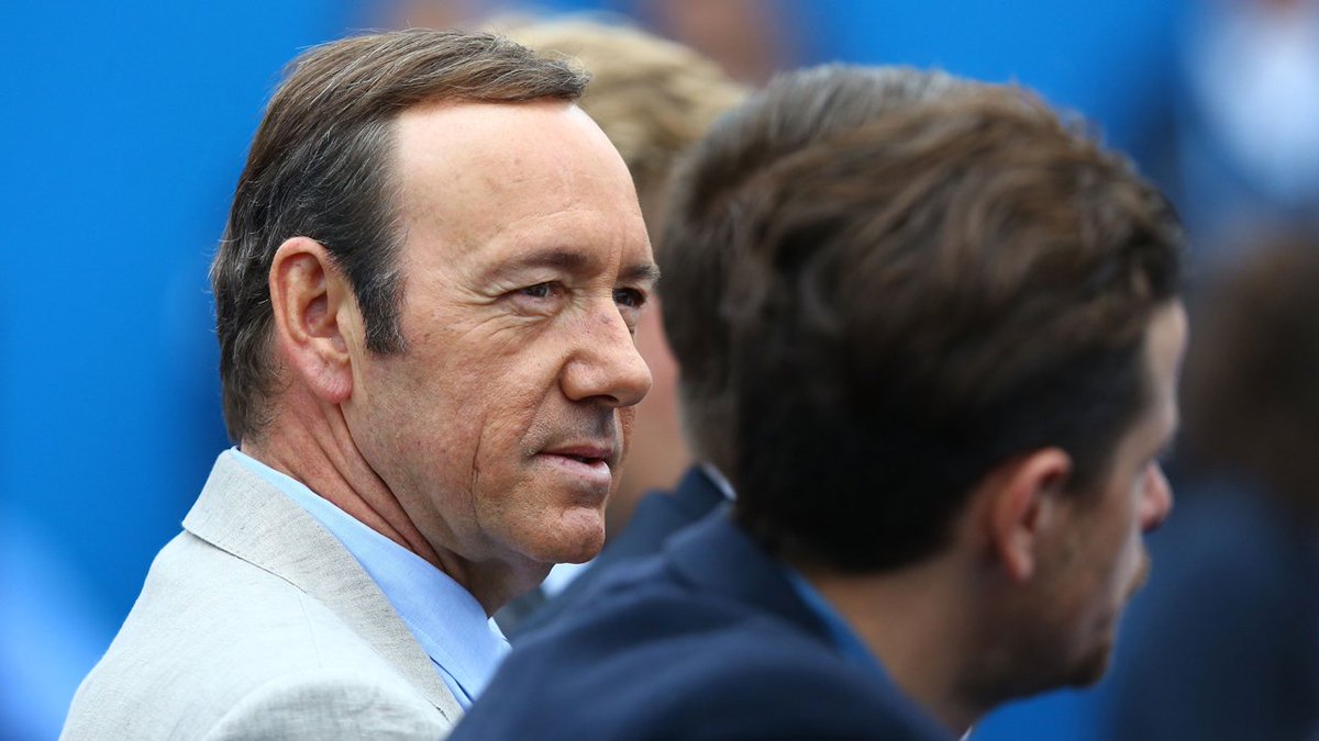 Kevin Spacey faces charge in sexual assault of teenager bit.ly/2Lw9GQl https://t.co/HUqZnFuehv