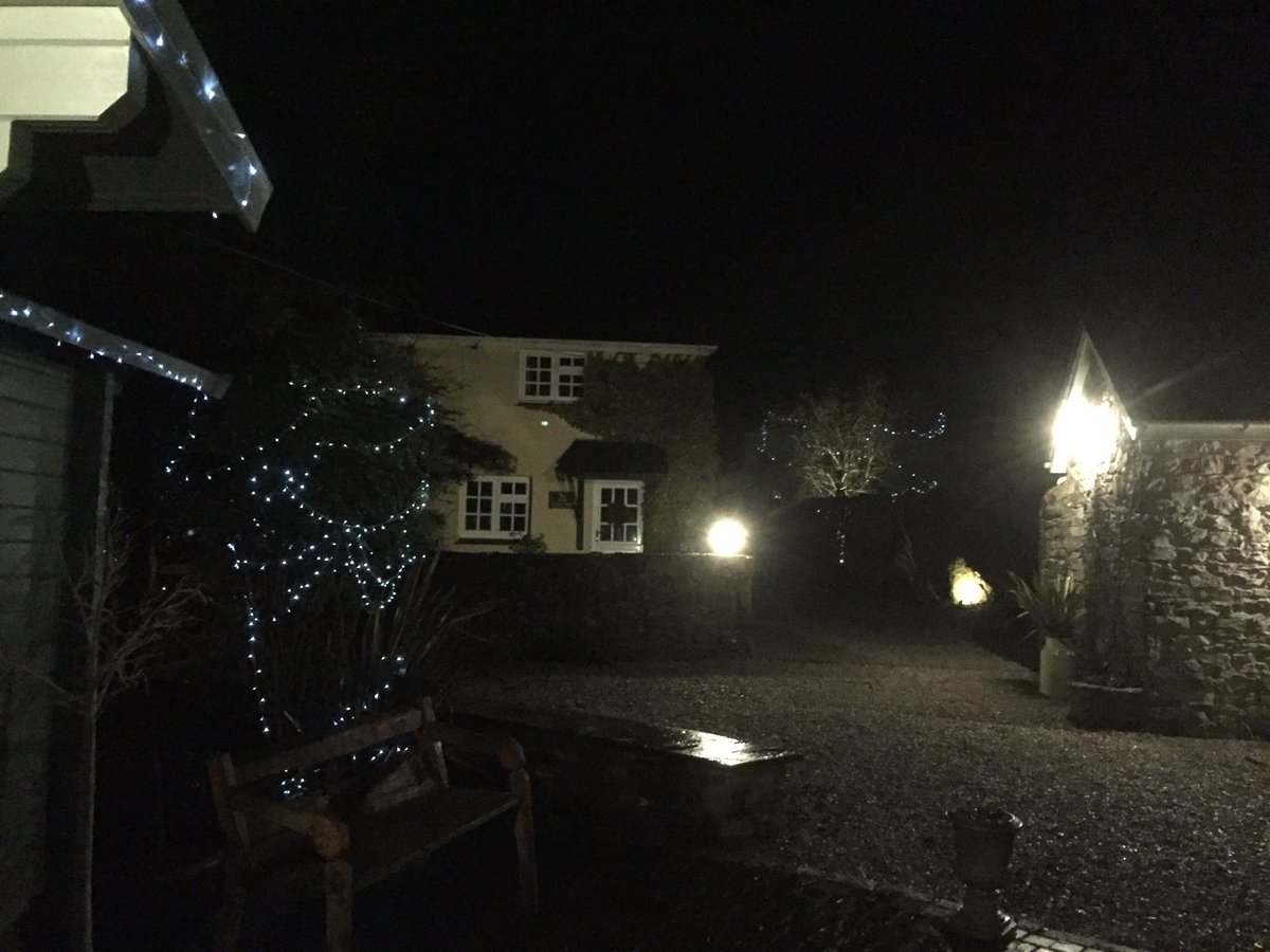 Compton Pool Farm tweet media