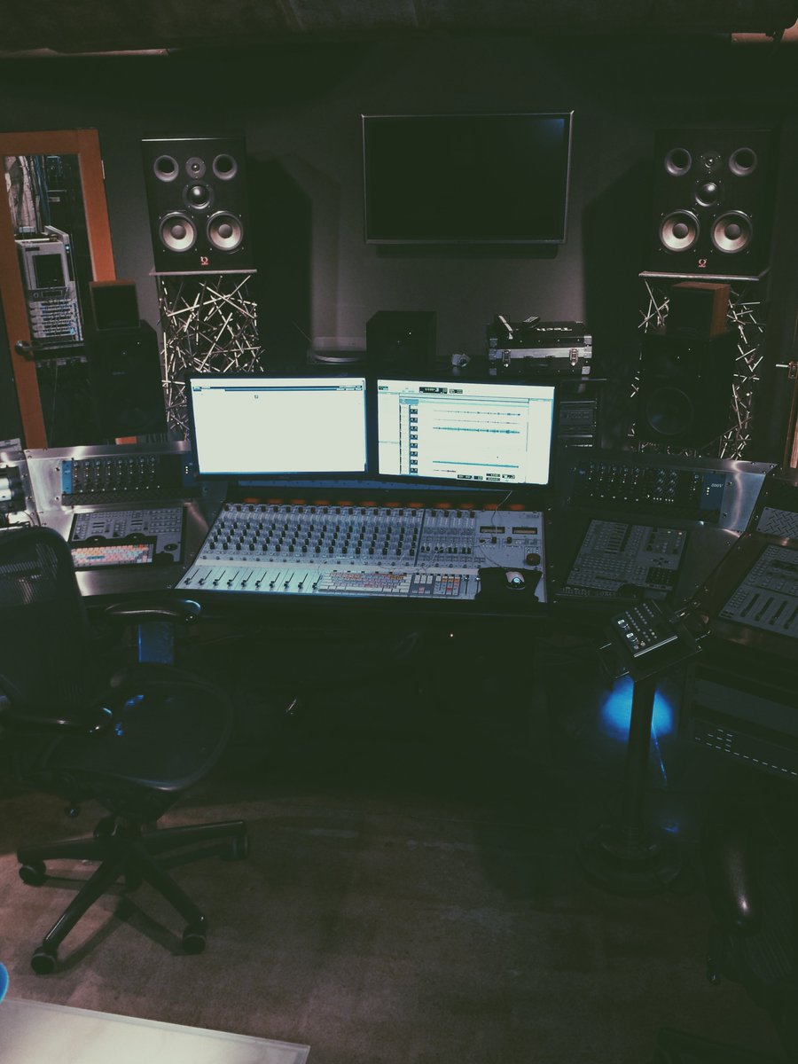 Xitmuse's tweet photo. Do you require #Recording, #Mixing and/or #Mastering services? Contact us here https://t.co/IuBrbnAVTq https://t.co/JjQZdOZ9SE