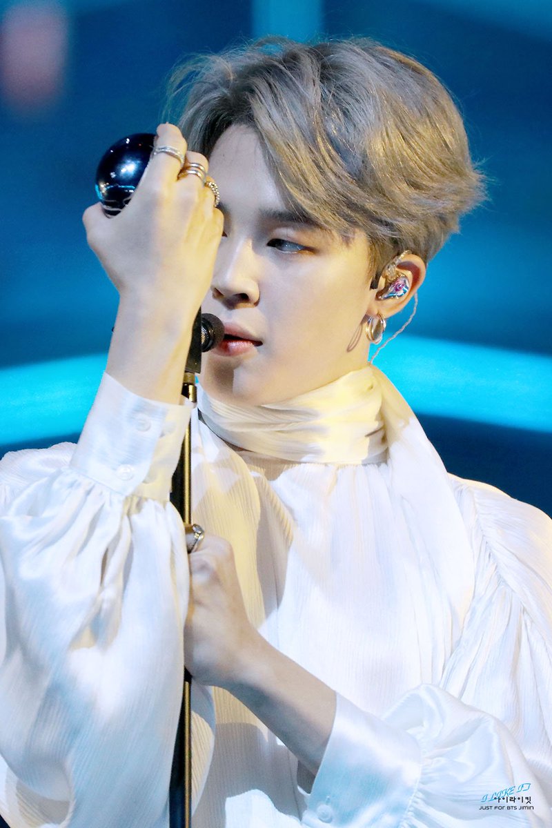 Jimin Chile tweet media