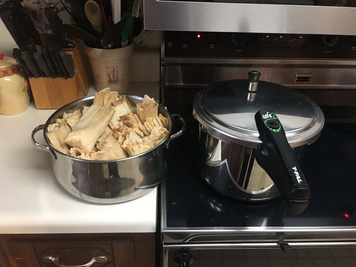 MariKClark's tweet photo. Family time and making tamales. It’s that time of year again! #MerryChristmas https://t.co/Zm8KL3ejmo