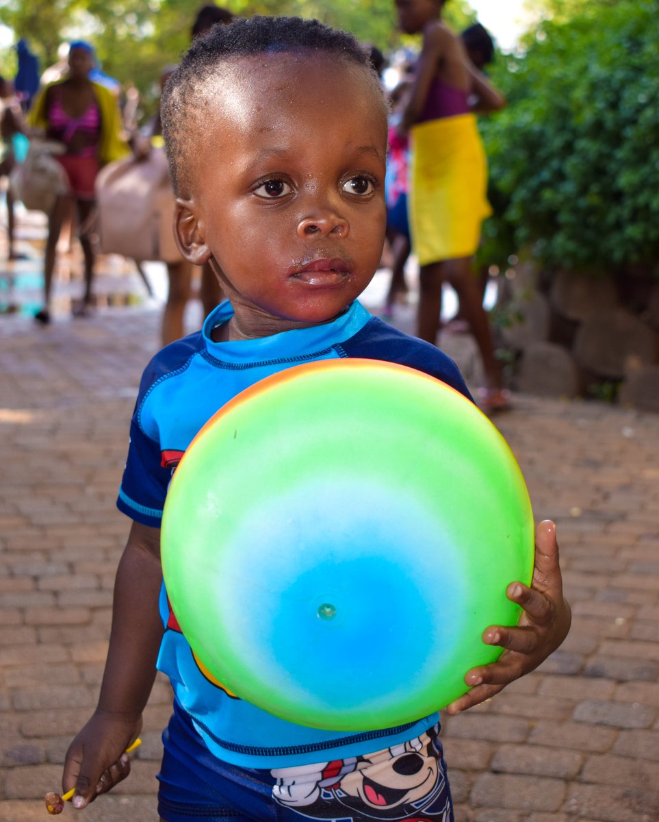 PicPerfectSnaps's tweet image. Mogau's Second Year birthday Outdoor Shoot.! 
·
Please retweet my customer might be in your timeline
#PicturePerfectMultimedia0152 
#MadeInMyImage @Official_SABC1
#photography @SuperiorZargar @Xoli_Gatya @lushia_love @Thandolanga01 @Cindy_Makhathin @danielmarven