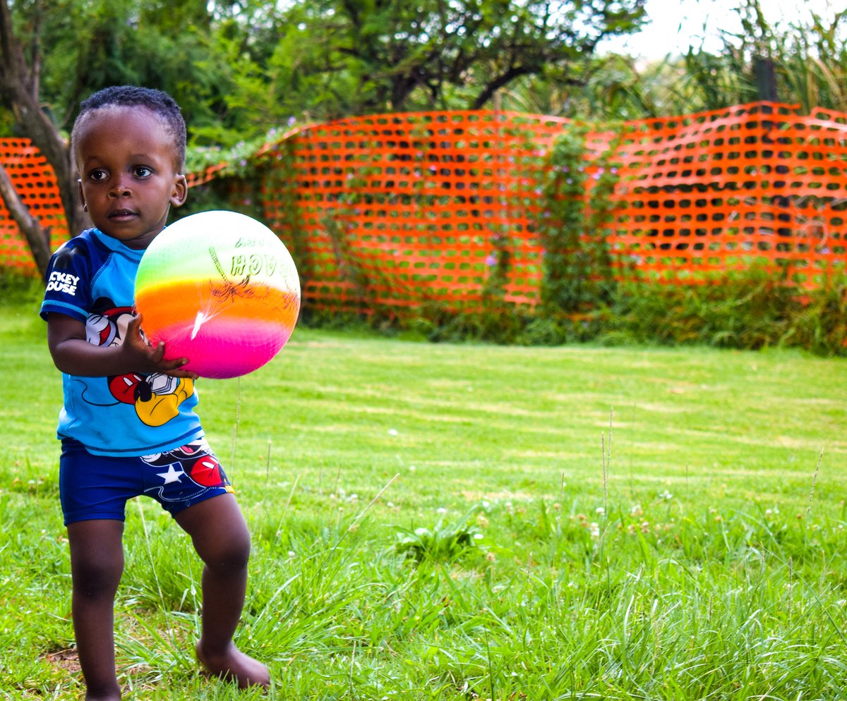 PicPerfectSnaps's tweet image. Mogau's Second Year birthday Outdoor Shoot.! 2
·
Please retweet my customer might be in your timeline
#PicturePerfectMultimedia0152 
#MadeInMyImage @Official_SABC1
#photography @SuperiorZargar @Xoli_Gatya @lushia_love @Thandolanga01 @Cindy_Makhathin @danielmarven
