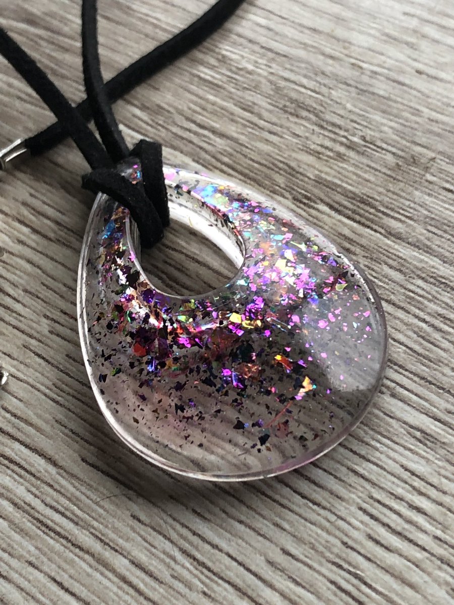 RituallyC's tweet image. Boxing Day sale has started early!

I&apos;m offering a discount! etsy.me/2jyyRV4 via @Etsy

#sale #etsysale #BoxingDaysale #handmade #HappyChristmasEve #christmas #gifts #gothic #cats #boho #MondayMotivation #giftsforher #etsy #resincraft #keyrings #jewellery #pretty #Xmasale