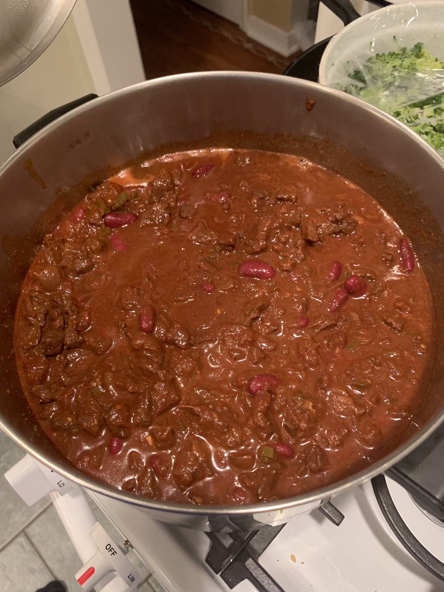 CouRageJD's tweet image. An Office Christmas Eve!

“It Is Christmas” sign
Jello stapler
Beet chips
Kevin’s chili
Stanley’s pretzels
Nifty gifty bags
Pam’s drawing
Hanging balloons
And more!

Office fans, how did we do?! LOL