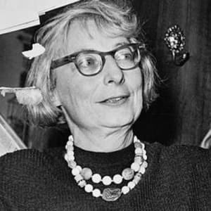 thescaleupgroup's tweet photo. @Conductal @Redshifter3 Delighted to see the Pareto research but the “gravity” of business is not efficiency. Business like cities have “valuable inefficiencies and impracticalities” as Jane Jacobs noted. That’s what makes them so “productive”, their true gravity. https://t.co/TYoRXghNZK