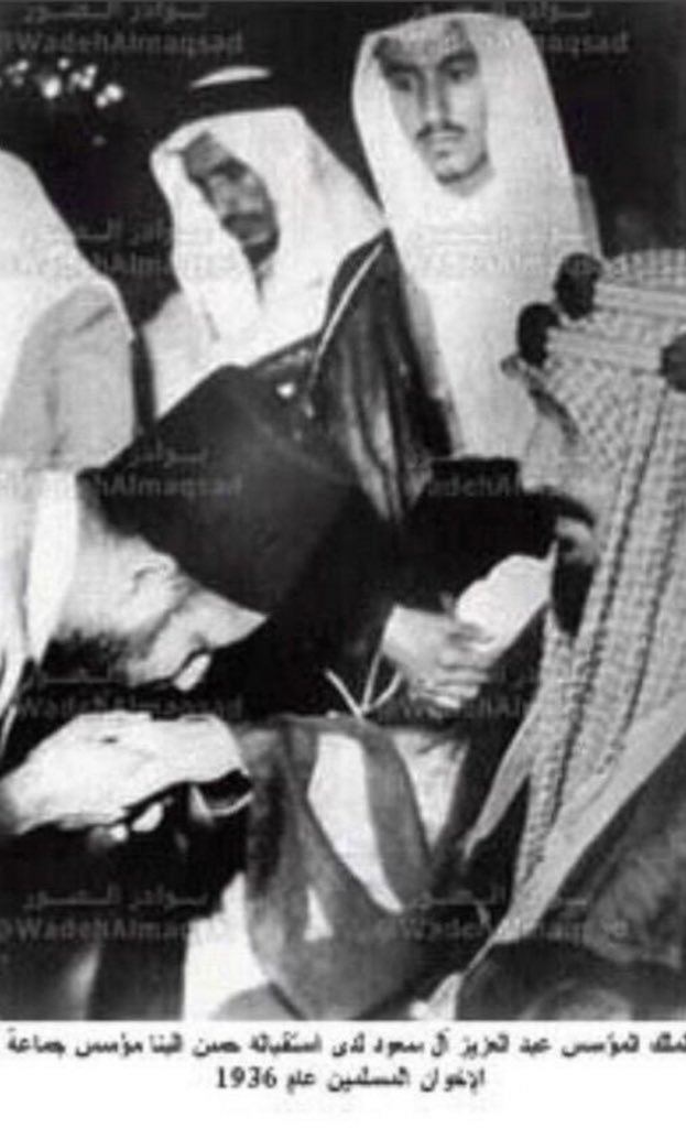 alkhames's tweet photo. رد الشرفاء أن التاريخ دائما ما يعيد نفسه... والنهاية هي الخضوع والذل... لكن لا ثقة في الاخونج ولو فعلوا كل سبل الخضوع والتملق. https://t.co/e87ehw1uH2