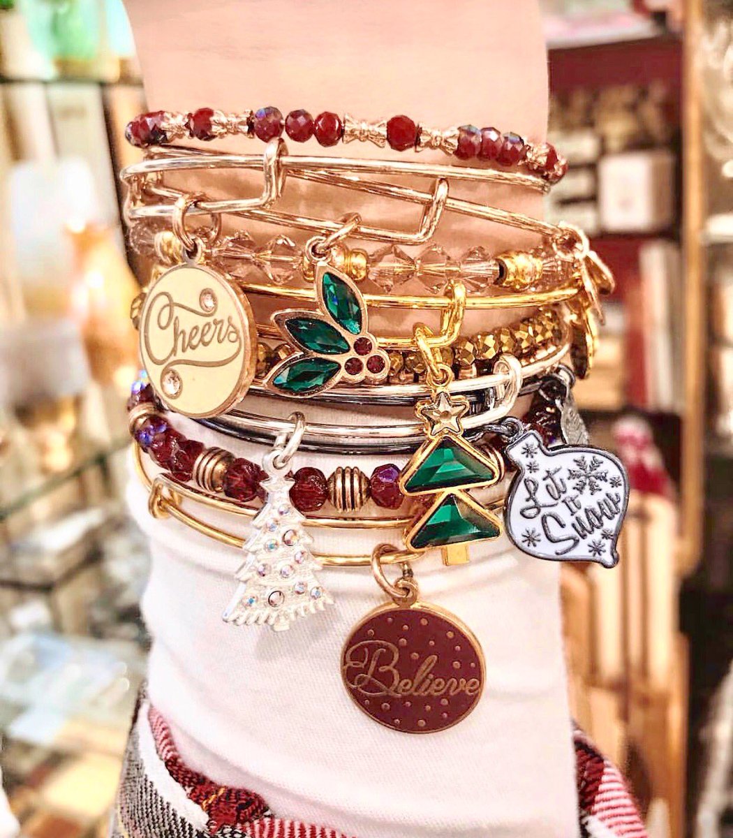 alexandani's tweet photo. 🎄 GIVEAWAY 🎄 ‘Tis the season of giving, so here’s a chance to win 25 retro ALEX AND ANI bangles! Here’s how to enter: 
1. Retweet this
2. Tag 3 friends in our #CharmCrew ✨ 

Winner will be announced on 12/26. GOOD LUCK! 🎁 See rules at https://t.co/EvZ94DOc9Z. [📸: pb_jane] https://t.co/FGiNsR0jpy