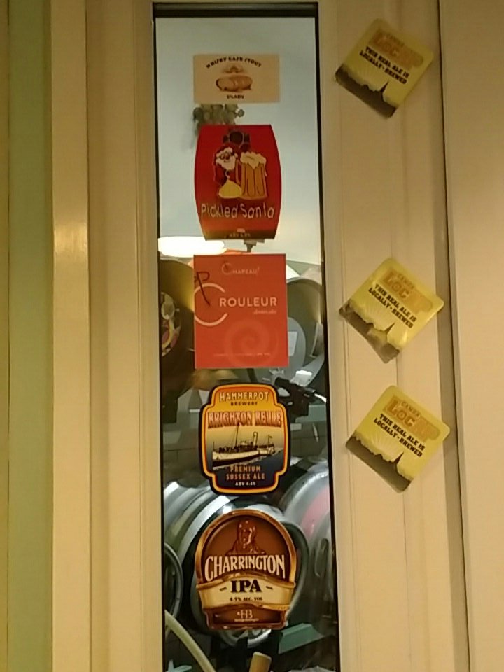 Dahn by t'crossing we're half an hour away from Christmas and have sorted the ales for t'morra. 
Green Man says : "merry Christmas chaps an' chapesses hope you can join us 11 to 1 o'clock for ale an' mince pies"