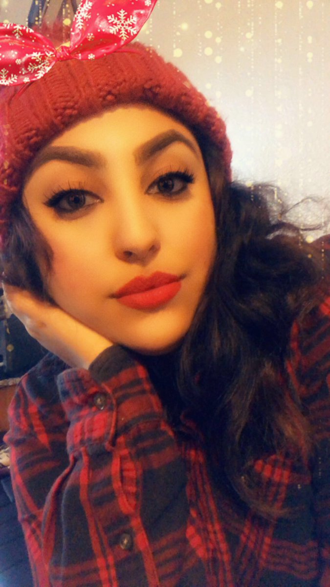 jamienolastname's tweet image. Merry Christmas Eve #RubyWoo