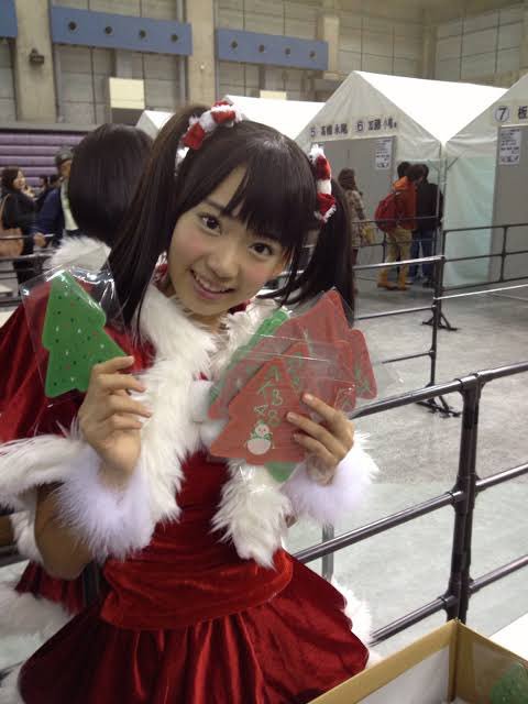 sakuraclips's tweet photo. Merry Christmas! 🎄 https://t.co/WcbNmyK8bD