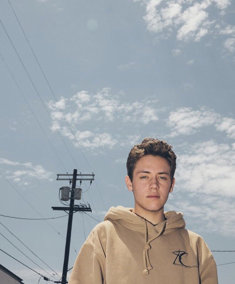 New fake, like &amp; rt
Dm me lets be friends