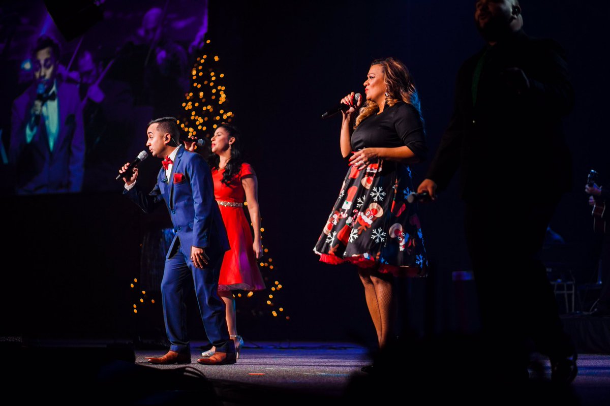 wearecrossing's tweet photo. “The people walking in darkness have seen a great light; on those living in the land of deep darkness a light has dawned...” Isaiah 9:2 | From all of us here at The Crossing Church, Merry Christmas! We are so thankful that we get to celebrate the Light of the world with you! https://t.co/PwiAudajnU