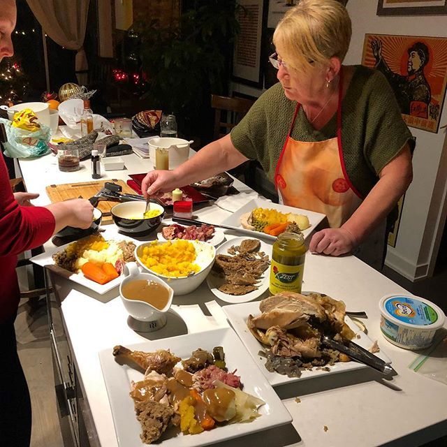 Cheoffrey's tweet photo. Newfoundland comes to Ossington with a proper #jiggsdinner cooked by Pat Lundrigan. Salt beef is my favourite! Merry Christmas! #niceapron #cheoffeats @jodylundrigan @calundrigan https://t.co/LfeyeGlMlQ https://t.co/Mbq9jM8iJw