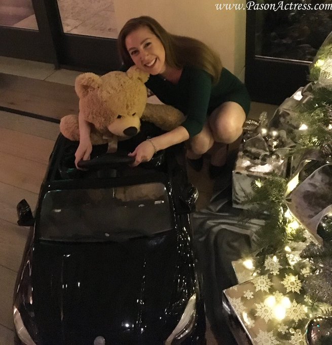 #Christmas #Fun @HotelBelAir. I had to show the #TeddyBear how to drive his new #Mercedes #car. Wait<a href="/tag/christmas"class="tags">#Christmas</a><a href="/tag/fun"class="tags">#Fun</a><a class="tags" target="_blank" title="On Twitter" href="/?out=eyJ0eXAiOiJKV1QiLCJhbGciOiJIUzUxMiJ9.eyJpYXQiOjE3MjI3MTE3MjksImlzcyI6InR3cG9ybnN0YXJzLmNvbSIsIm5iZiI6MTcyMjcxMTcyOSwiZXhwIjoxNzU0MjQ3NzI5LCJyZWRpcmVjdF91cmwiOiJodHRwczovL3R3aXR0ZXIuY29tL0hvdGVsQmVsQWlyIn0.mwQDmLrjYzKiPK14BNdgf7jN0FDc73AzbZkaR5okHccqDqurqZAWlir0O0MJXpln-yjmkxMEqUU_ZfYJG5EOOw">@HotelBelAir</a><a href="/tag/car"class="tags"><span>#car</span></a><a href="/tag/teddybear"class="tags"><span>#teddybear</span></a><a href="/tag/pason"class="tags"><span>#pason</span></a><a href="/tag/mercedes"class="tags"><span>#mercedes</span></a>
