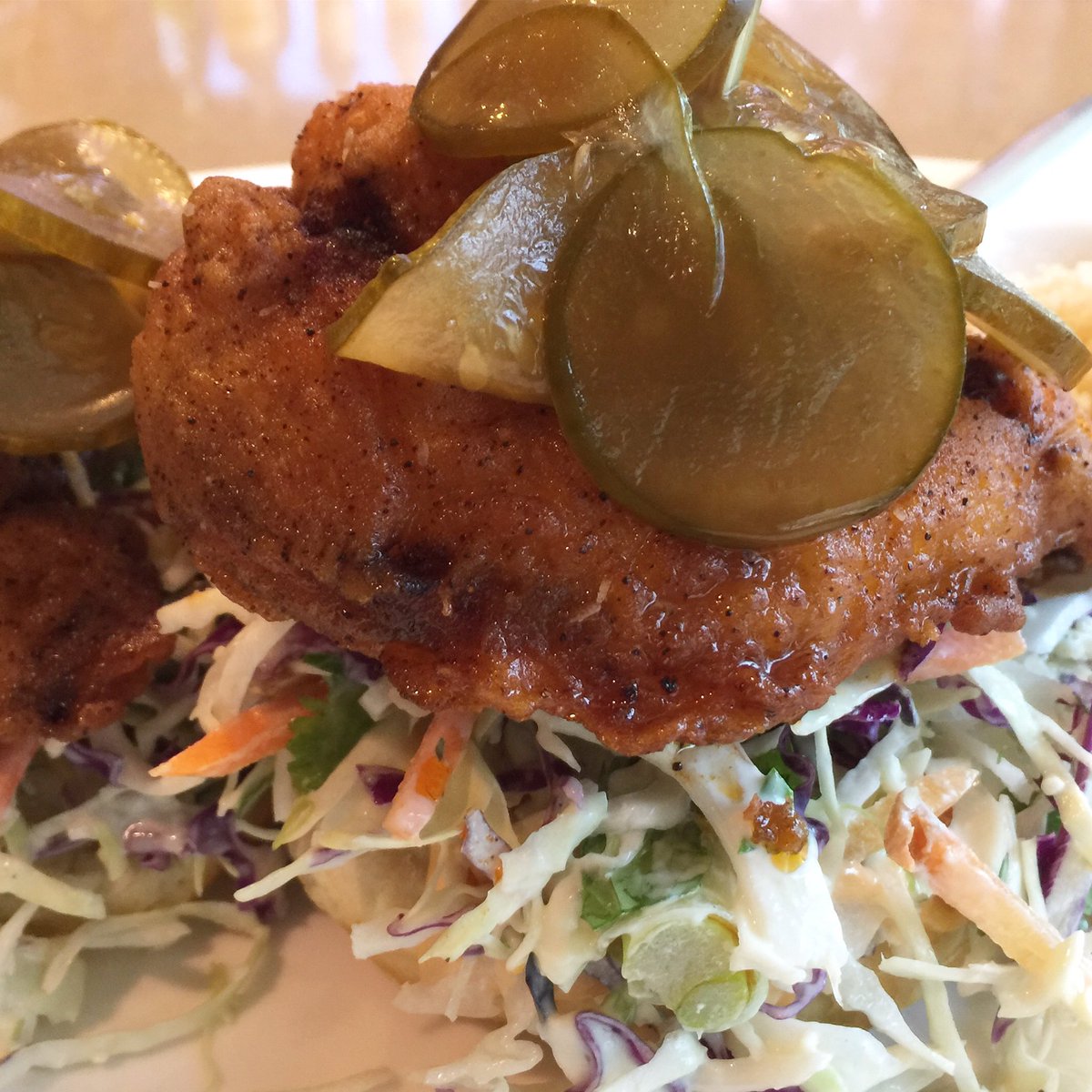What did I do today? I went to @chwinery met up with a friend and ate this sandwich: Southern Hot Chicken: Open-Face Buttermilk Biscuit, Creamy Bleu Cheese Slaw, Bread and Butter Pickles, Classic Mac and Cheese! Absolutely amazing #microinfluencer #tampa #floridablogger #florida