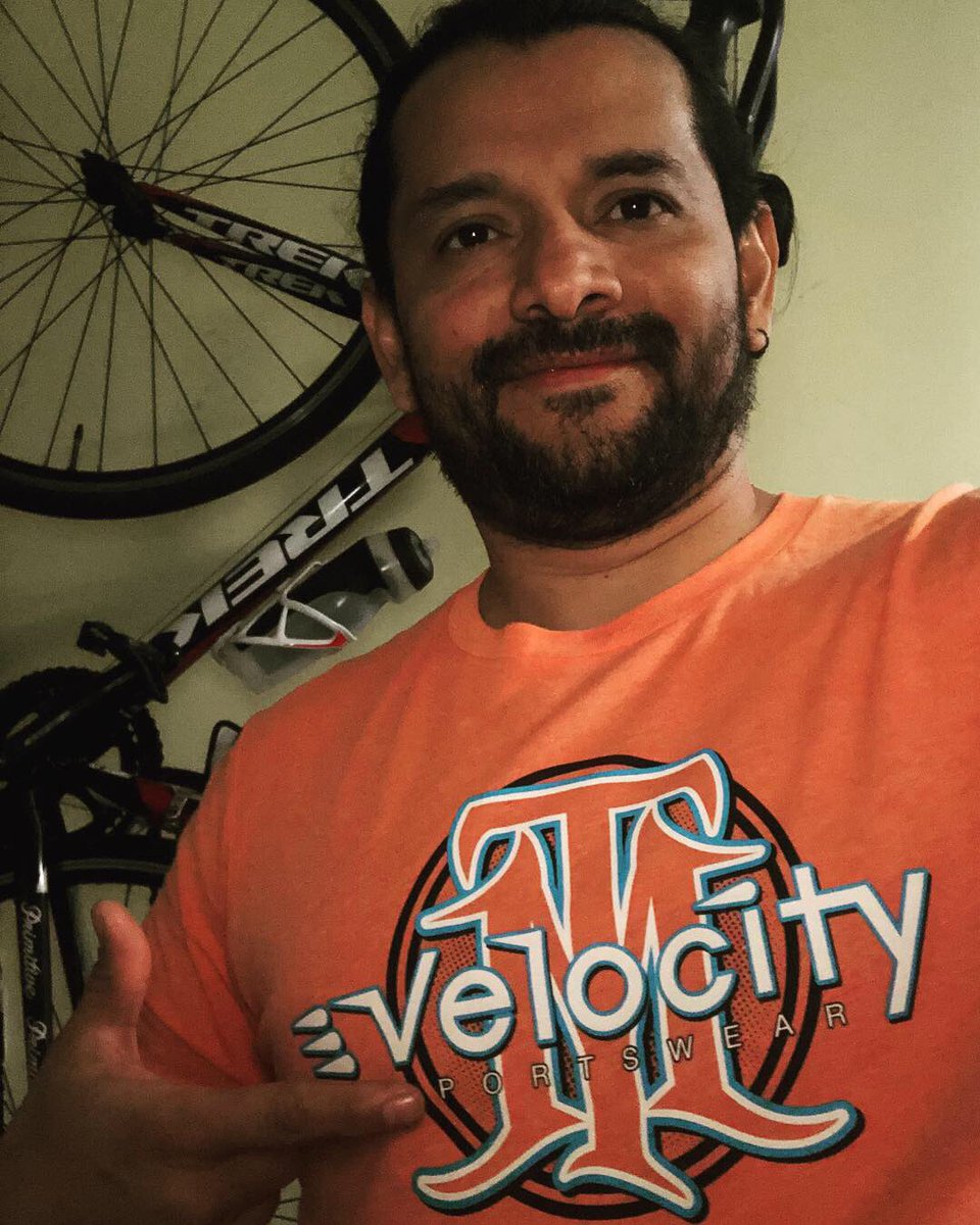 salv5colors's tweet photo. Christmas gift from my team TRIMAFIA 2019 #trimafia #imvelocity #neverstopever #triathlon #marathon #runner https://t.co/lLWq1zbTMN