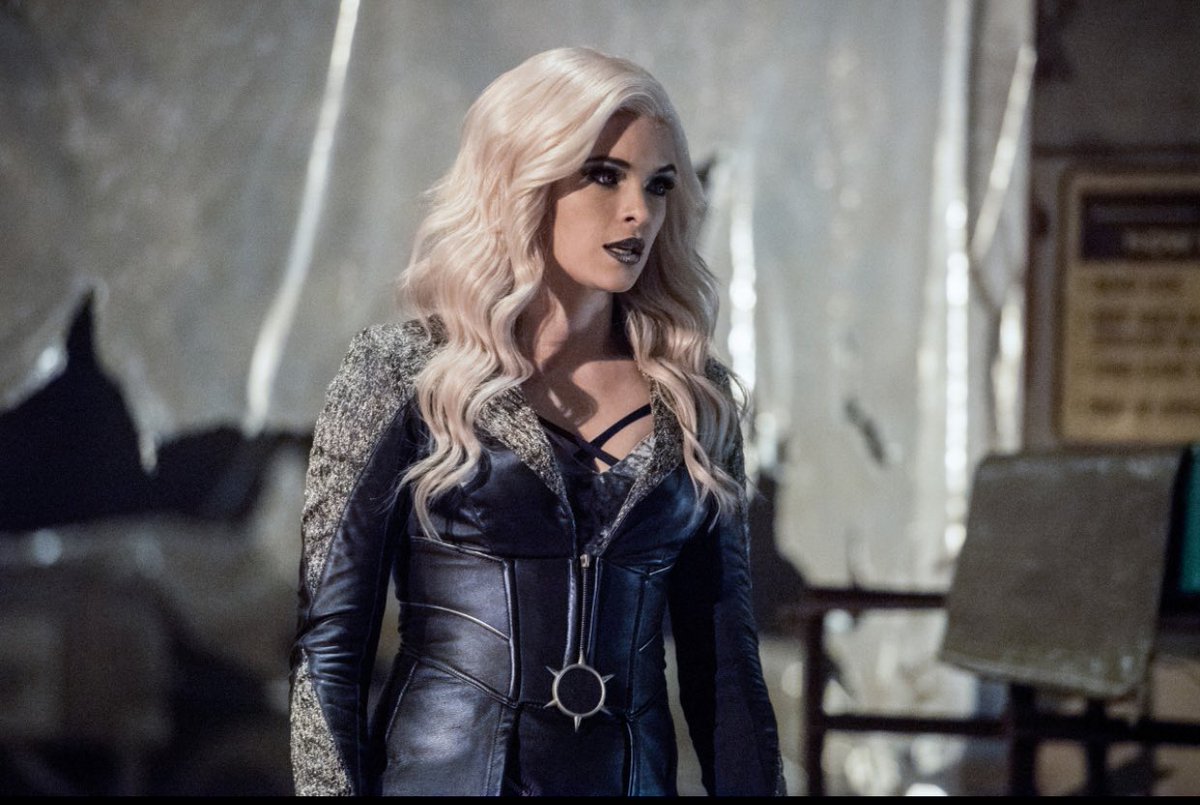 キラーフロスト日本に来てるー だから寒いんだ。。。 フラッシュS4