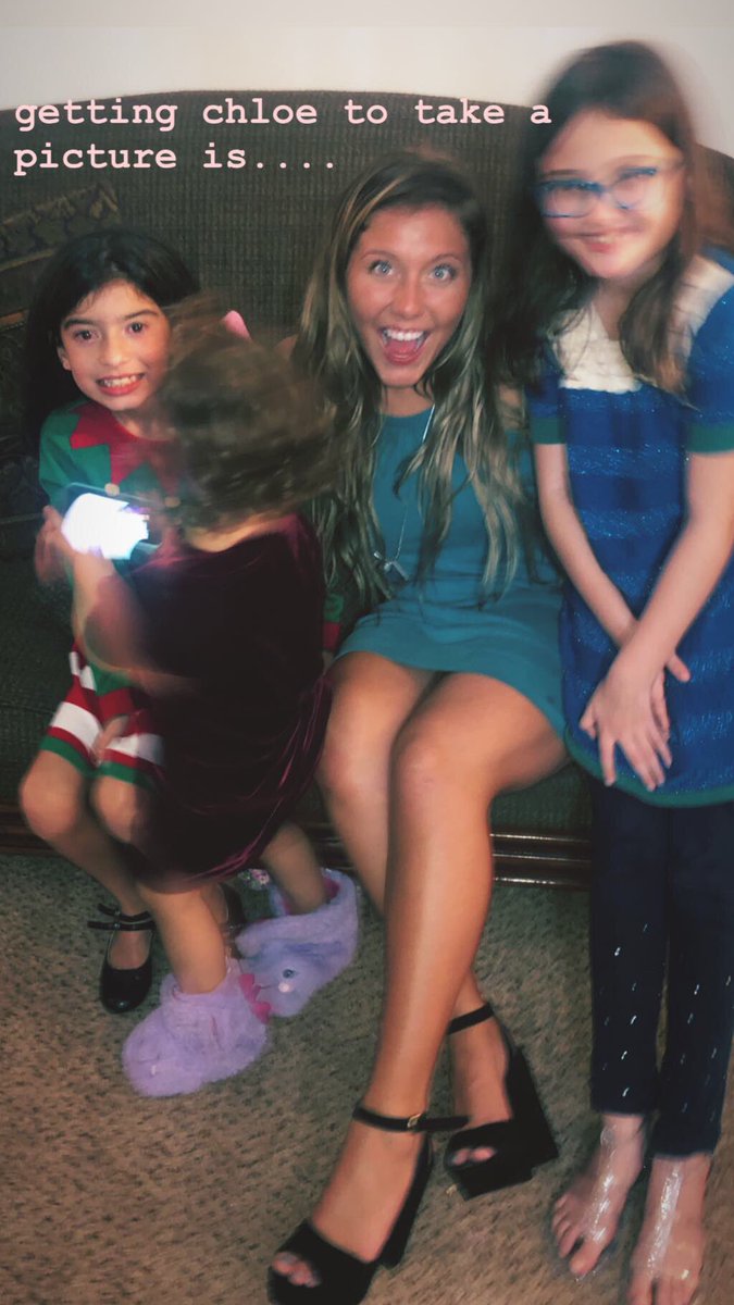 EvelynIsaaadora's tweet image. can we get an A for effort lmao #happenseverytime