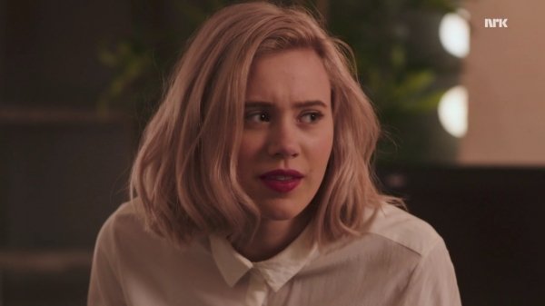 AblazedHope's tweet image. Lucy trying to figure out what she wants to do with her settlement as @RaisedByCrowz is asking her questions because she really didn't think he would get on the boat.