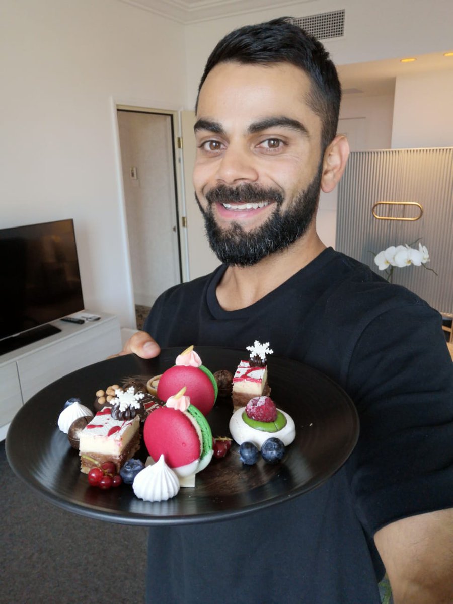 Virat Kohli tweet media