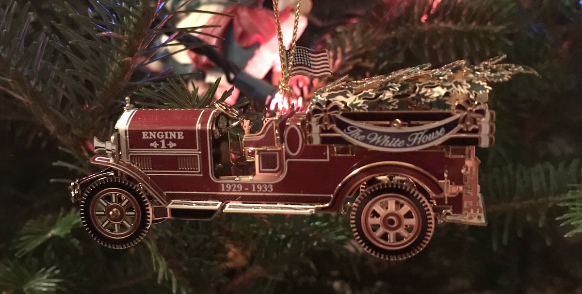 ThreeRiversFire's tweet photo. Merry Christmas, from our family to yours. https://t.co/4lUEtxNWuH