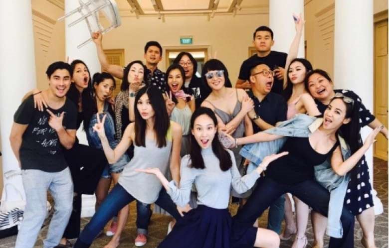 Maebburgera On Twitter Watch Crazy Rich Asians 2018 Full Movie Online Free Play Here Https T Co Tqxkcjrgaj Download Here Https T Co Dbyrirlwl4 Watch Picture Show Crazy Rich Asians 2018 Full Hd On Line