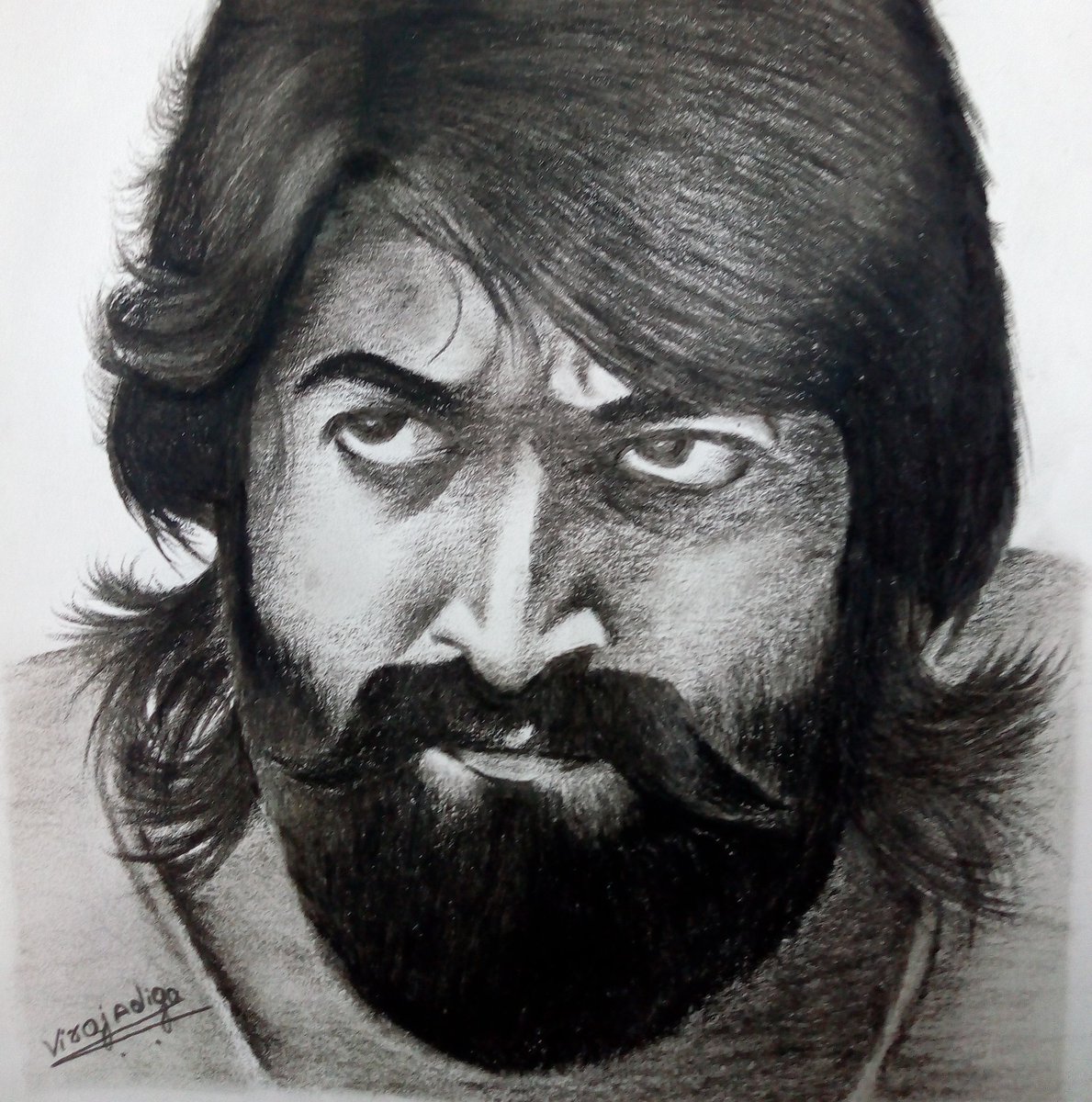 DeerajTr's tweet photo. @TheNameIsYash Drawn by my brother @virajadiga with lots of luv ... Tq  KGF team for giving such a marvellous movie ... Surely it will be monster hit ... Waiting for part 2 ... WAITING FOR UR REPLY ANNA ... ❤️❤️ https://t.co/jaeyeqMH91