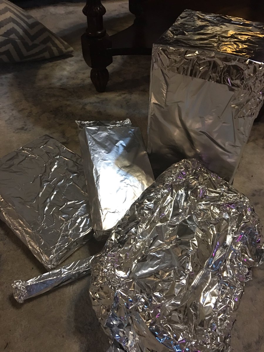 crazyaggieingo's tweet image. Happy Holidays! #hintsfromheloise 
@oldwaver @badkaratemovie