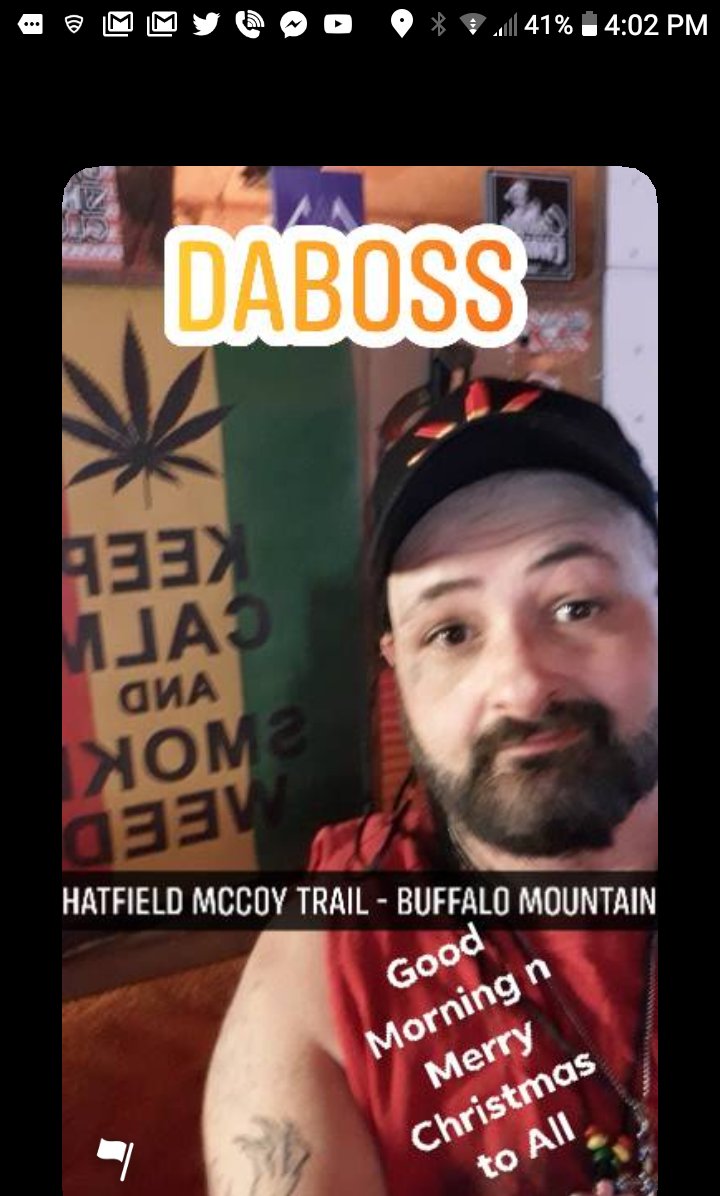 DabossFuji's tweet photo. Merry Xmas Fukersz
#StayBlazedAllDayz https://t.co/HzUZlHyPyj