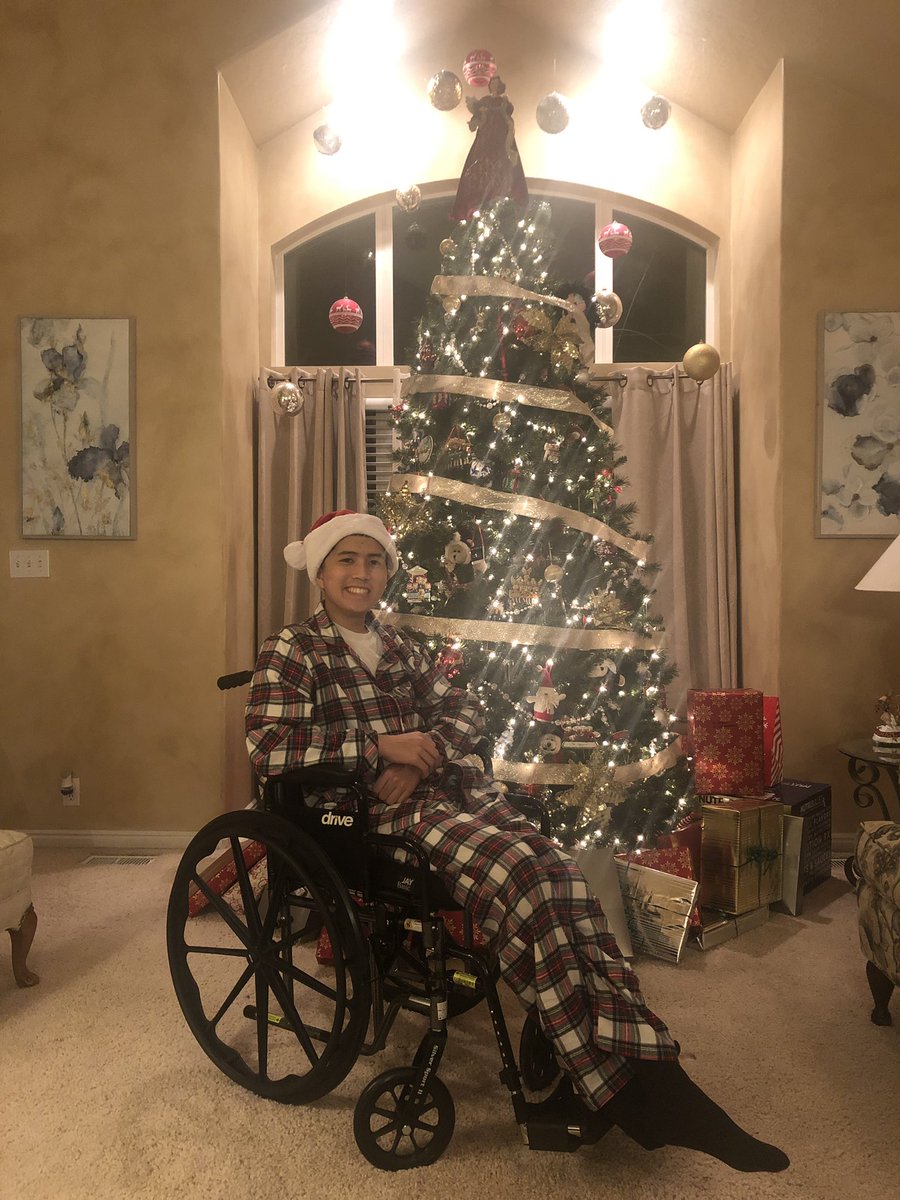suspence12345's tweet photo. I’ve fallen and I can’t get up #Christmasalert merry Christmas! https://t.co/cLHmmm7dlr