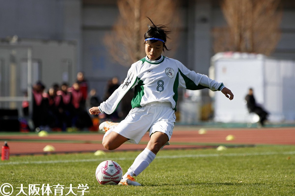 ＼前半終了！後半逆転に期待！／
【第27回全日本女子大学サッカー選手権大会】
２回戦
・女子サッカー部

12/25(火)
13:40試合開始
@三木総合公園陸上競技場第2競技場
VS日本体育大学

大体大0-1日体大

#ouhs #大体大 #サッカー #インカレ