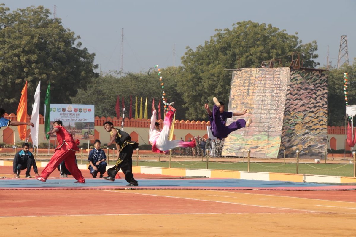SSB_INDIA's tweet photo. #55thRaisingDay
#SSBRocks
#SevaSurakshaBandhutva
55th Raising Day, celebrated with a splendid parade, scintillating cultural programs & swashbuckling stunts. Sh Kiren Rijiju, ho’ble MoS(Home) graced the occasion as chief guest. https://t.co/A4J41jziUL