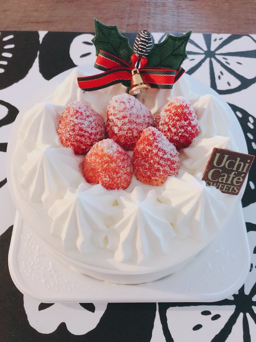 クリスマス ケーキ 安売り いつから - イメージケーキと料理