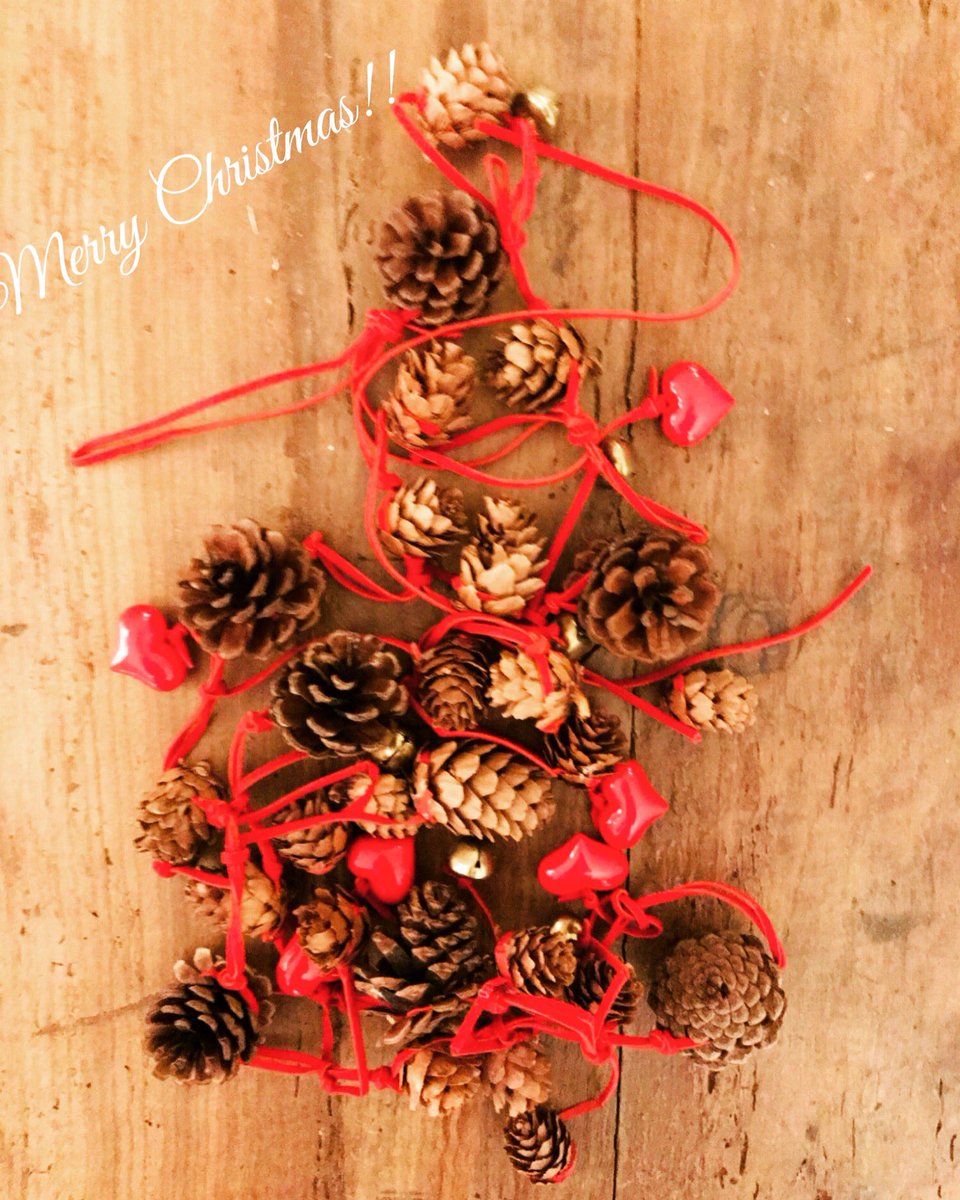 CucharasDMadera's tweet photo. Bon Nadal! ¡Feliz Navidad!
Merry Christmas! Joyeux Noël! Buon Natale!🎅🏼🎄🎁 .
.
.
#cucharasdemadera #xtmas #christmas #navidad2018 #homemade #adisfrutar #cocinardagusto #enfamilia #natale https://t.co/LiFaGpGvAr