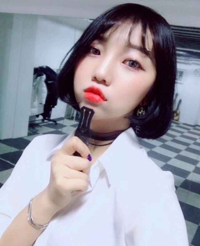 SwallaFrance's tweet photo. [INSTAGRAM] #HANA 

Voici les updates Instagram d’Hana cette semaine ! https://t.co/DRc5yJI1MO