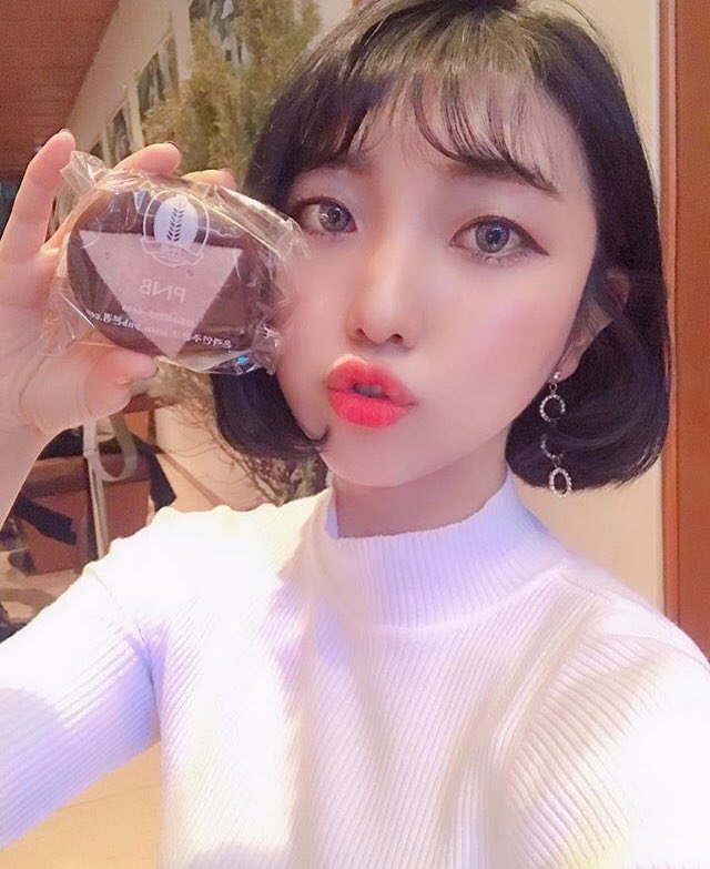SwallaFrance's tweet photo. [INSTAGRAM] #HANA 

Voici les updates Instagram d’Hana cette semaine ! https://t.co/DRc5yJI1MO