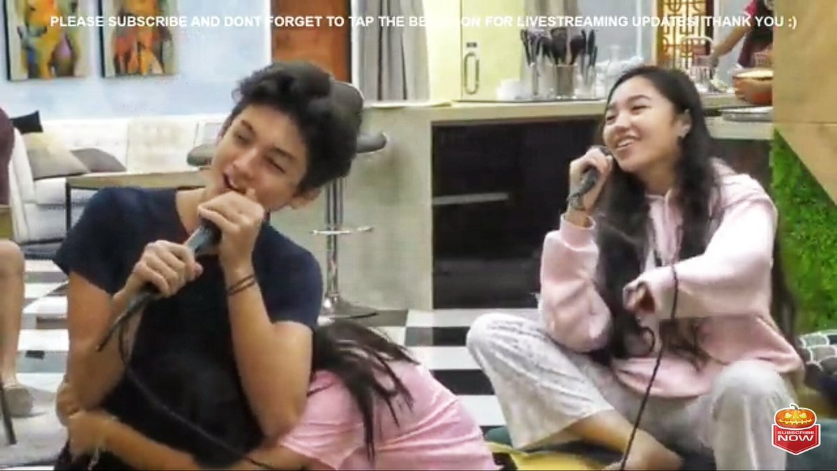 abbyshug's tweet photo. Yung 'kilig accident' naulit.
Wawa nman bibig ni lie laging natatamaan. Haha
#Setlie
#SethLieChristmasDayLS https://t.co/IVPYeDdt8a