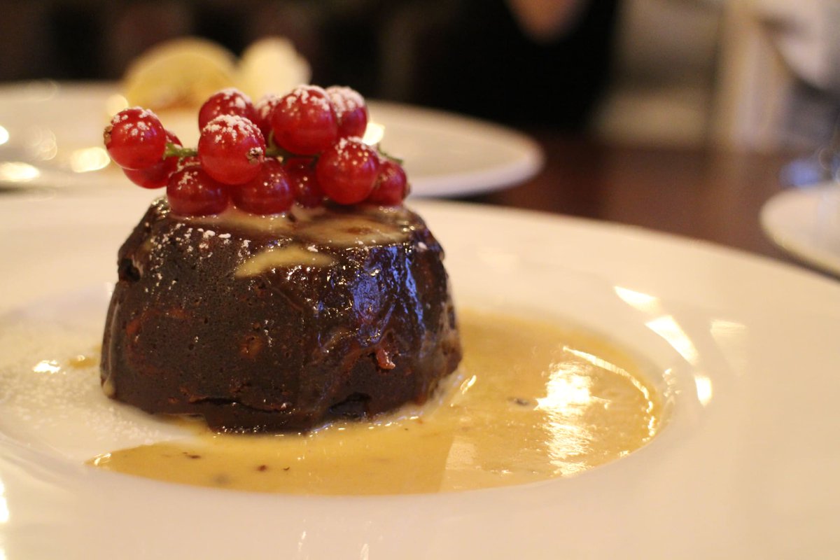 Merry Christmas from the Old House team! Hope you're all overindulging in some lovely food and drink today.