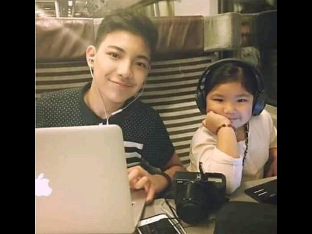 hagos_charm's tweet photo. Merry Christmas eve! -@darrenespanto😍💚
#IgUpdate💚Merry,merry Christmas Darren at sa lahat ng Co-Darrenatics,Family and Friends ko!😁😘💚🎄🎄🎄 https://t.co/ystNhRSfkz