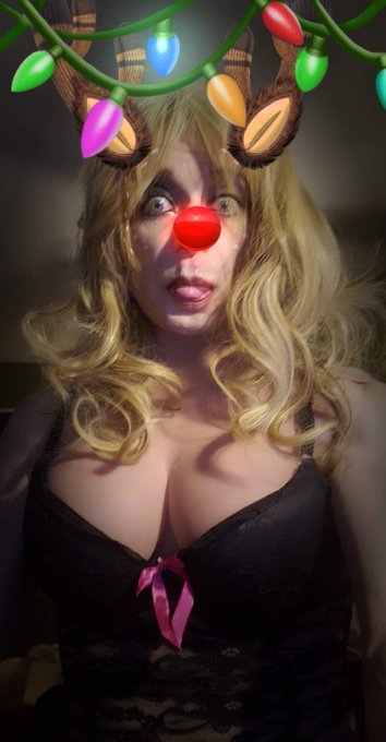 Merry  Christmas Everyone https://t.co/mdxN7tyrBh<a href="/tag/birthday"class="tags"><span>#birthday</span></a><a href="/tag/sissy"class="tags"><span>#sissy</span></a>